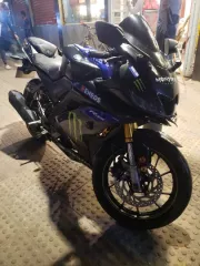 YAMAHA R15 V3